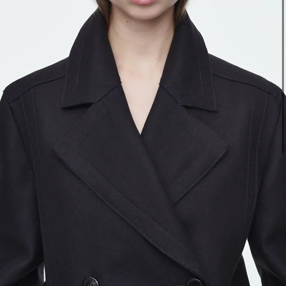 COS relaxed wool pea coat - Picture 4 of 5